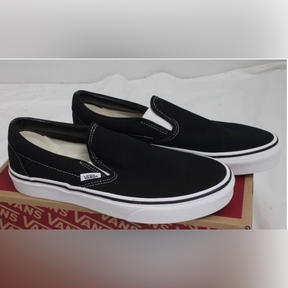 Vans Classic Slip-On Shoes - Black - Picture 6 of 7
